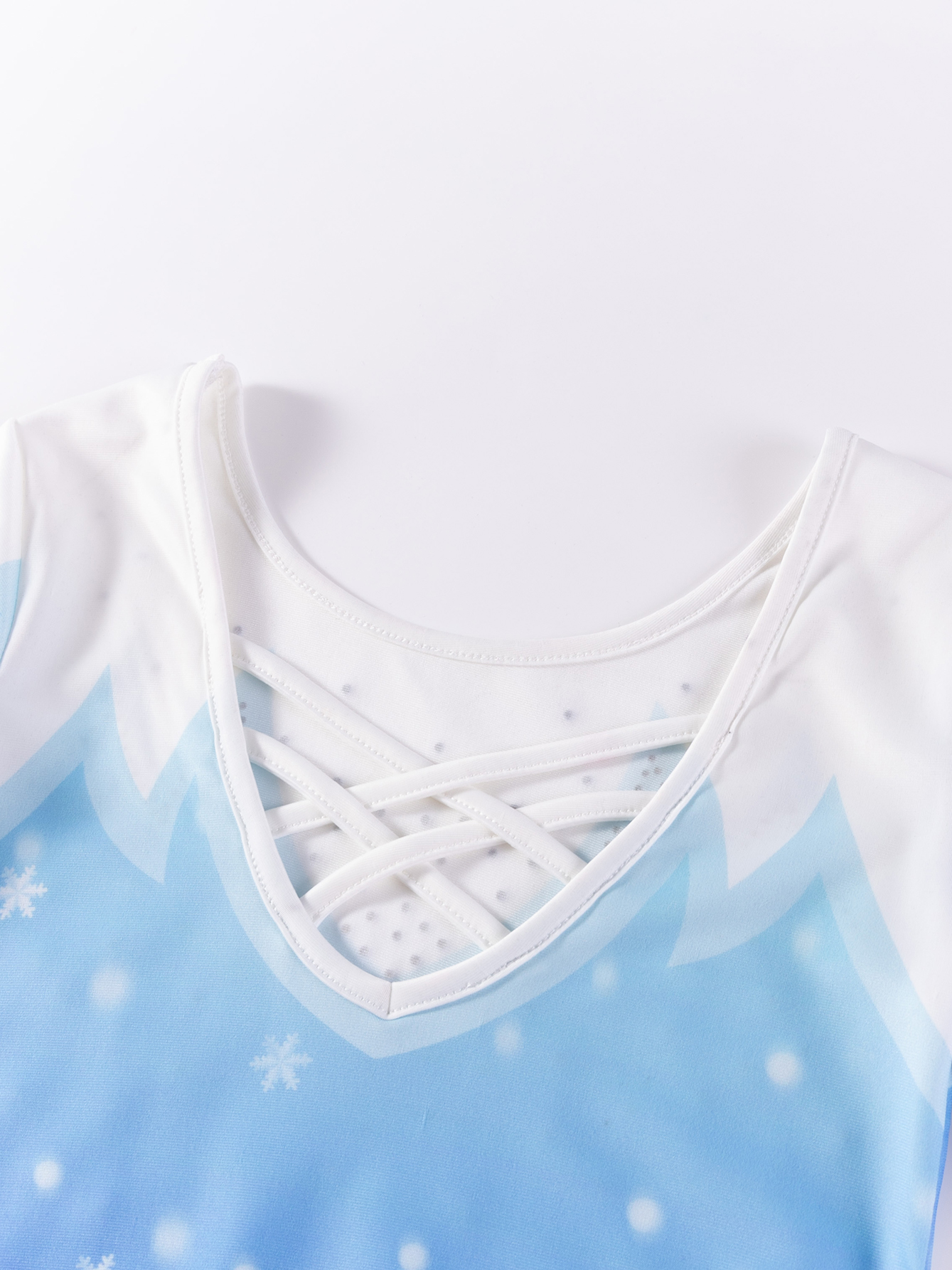 Gradient Color Snowflake Print - مراجعة Crossfit Event وسعره