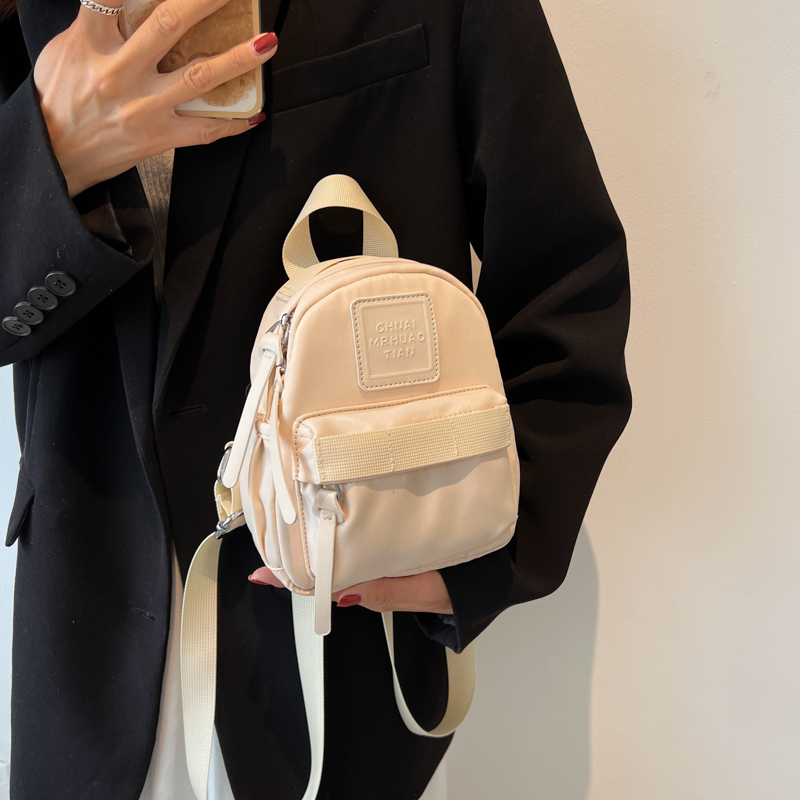 Mini Backpacks For Women 2022  - مراجعة Crossfit Gear Pouch وسعره