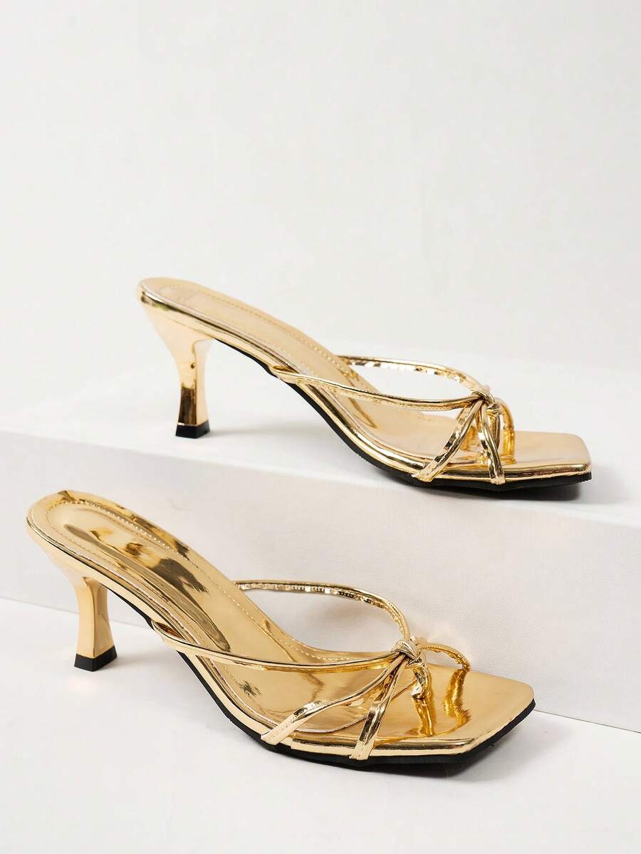 Womens Square Toe Multi-Strap  - مراجعة Crossfit Event وسعره