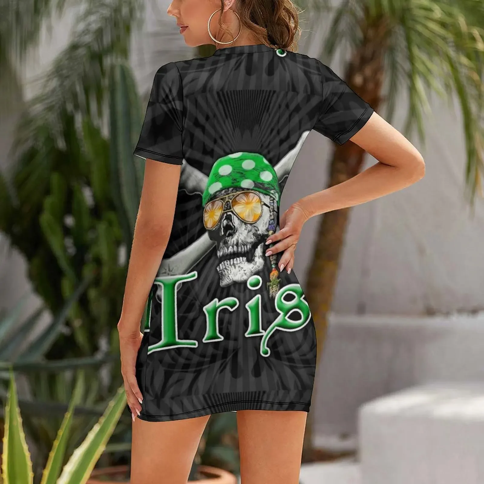 Irish Pirate Skull and Cross B - مراجعة Crossfit Event وسعره